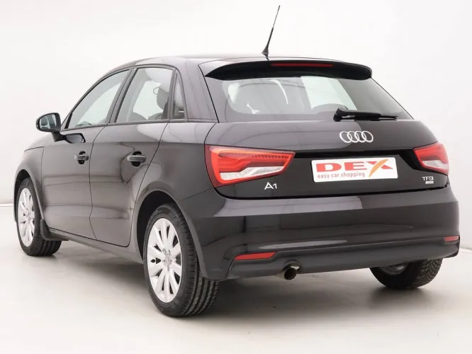 Audi A1 1.0 TFSi 95 Sportback Sport + Xenon + Connectivity Image 4