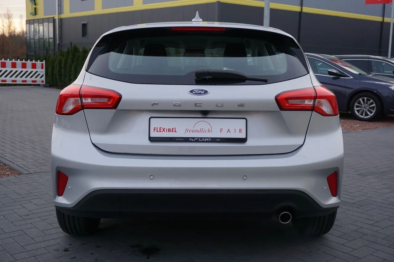 Ford Focus 1.0 EB Navi Sitzheizung LED  Image 3