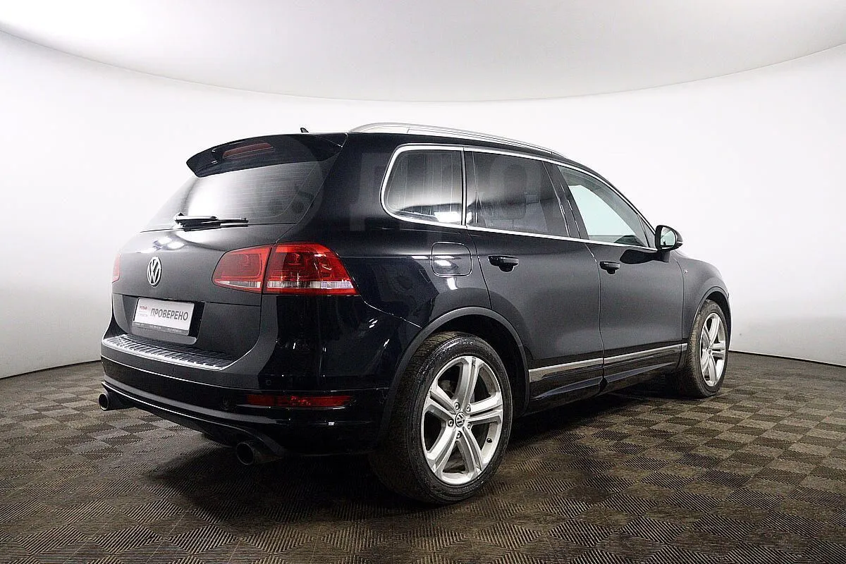 Volkswagen Touareg Image 5